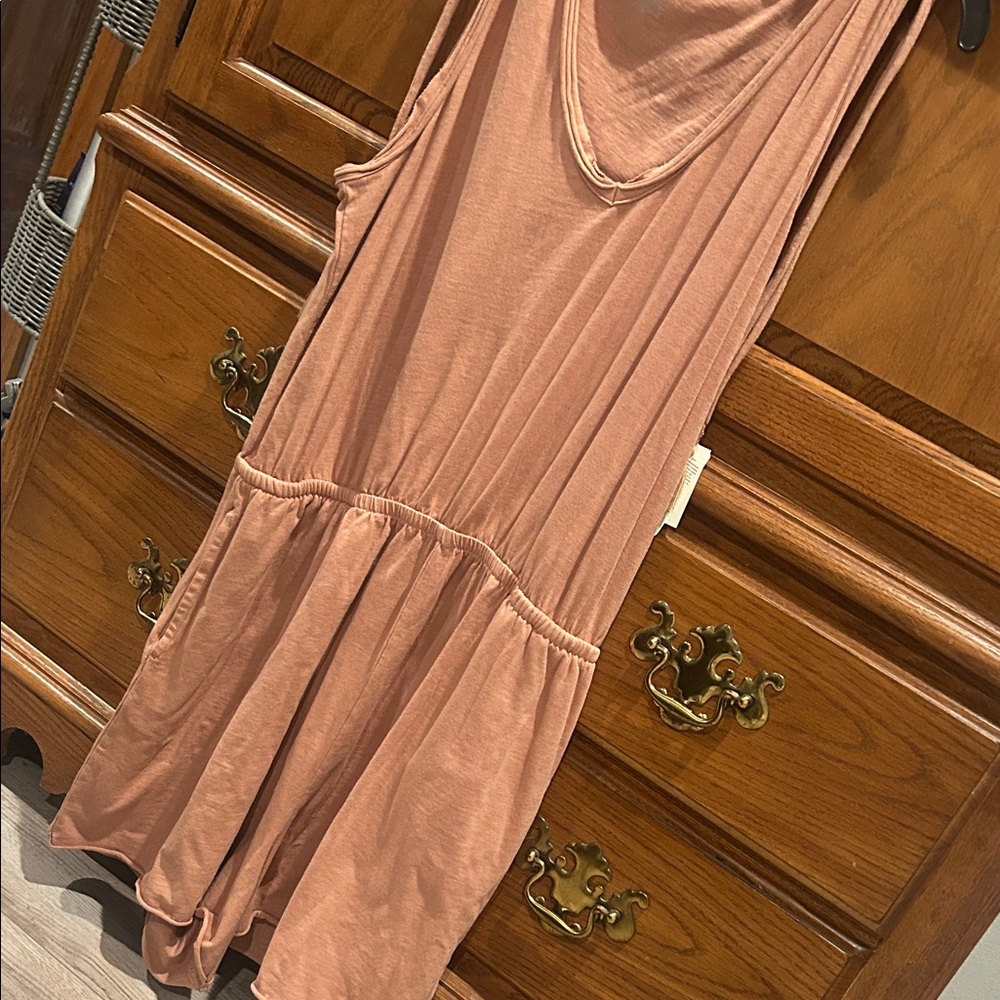 Chic Backless Tan Dress